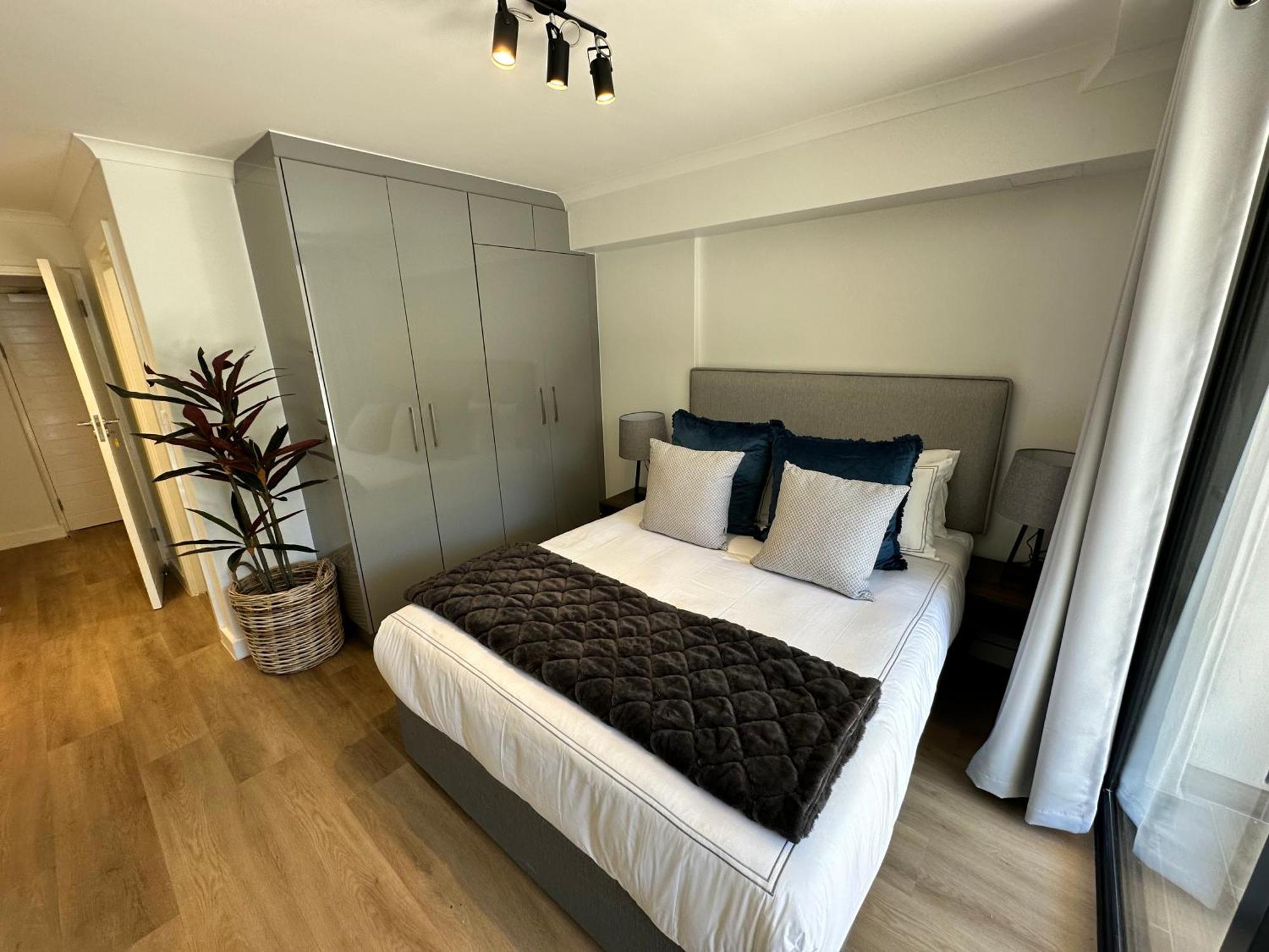 Newlands Peak Apartments เคปทาวน์ ภายนอก รูปภาพ