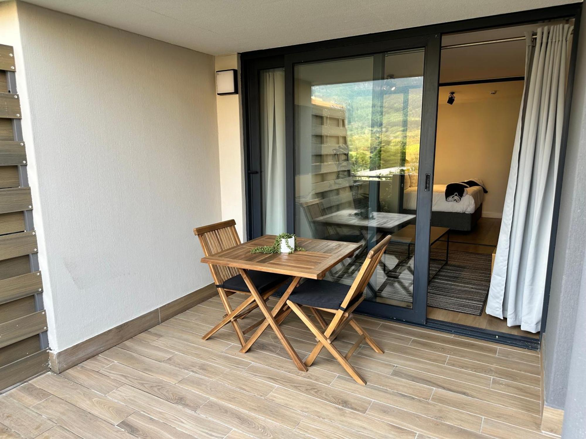 Newlands Peak Apartments เคปทาวน์ ภายนอก รูปภาพ